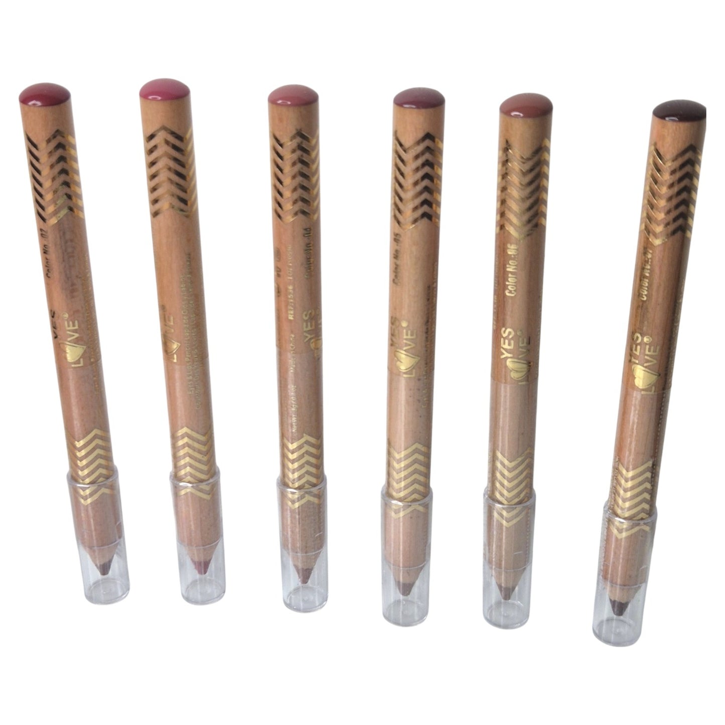 crayon marron yeux et lèvres