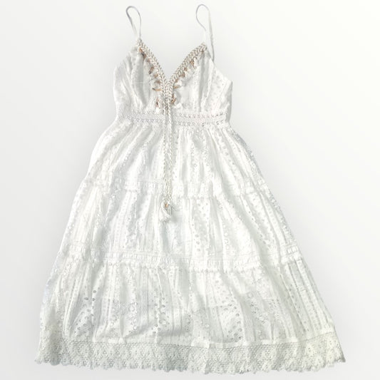 Petite robe blanc à dentelle
