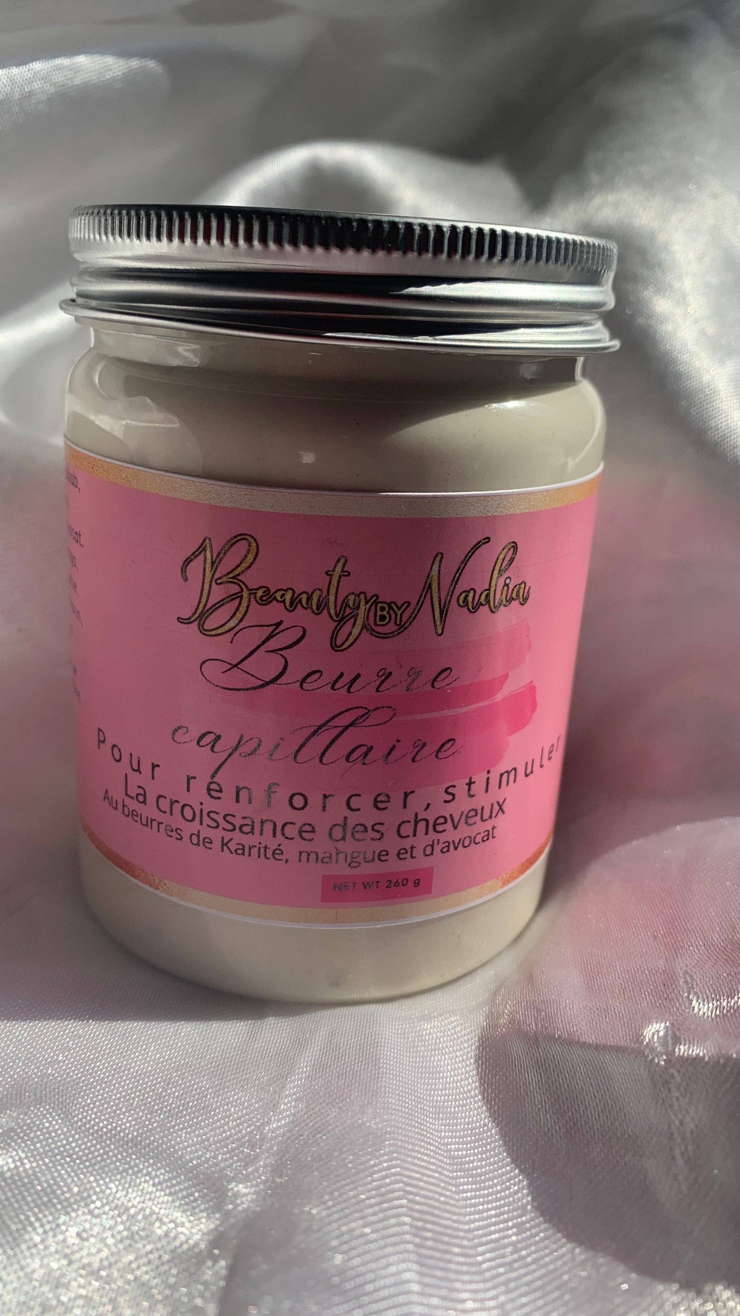 Beurre capillaire pour la pousse des cheveux